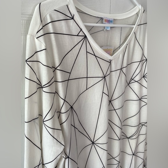 NWT LulaRoe Plus Size Long Sleeve Tunic Size 2X - Picture 7 of 12
